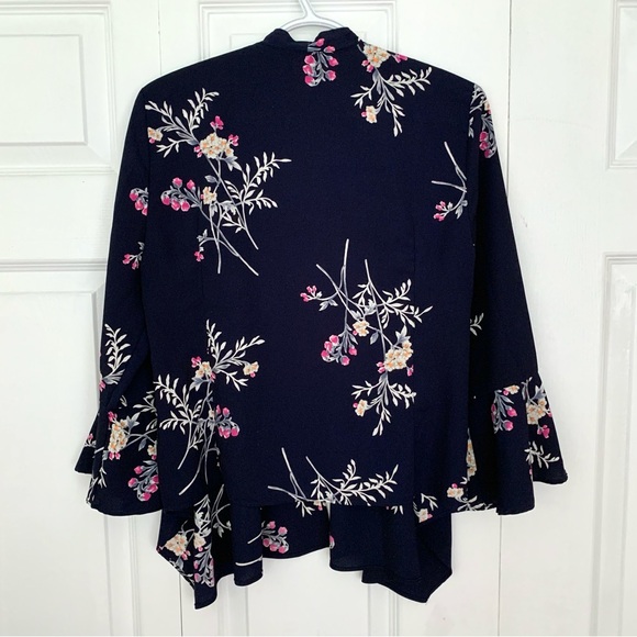 LIPSLIDE Flowy Floral Kimono Cardigan - Picture 2 of 5
